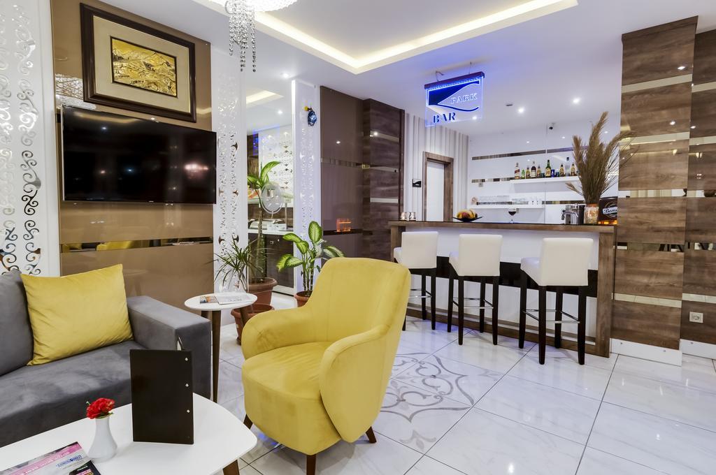 Park Yalcin Hotel Мерсин Экстерьер фото
